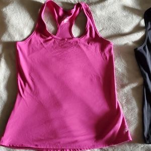 Workout tops